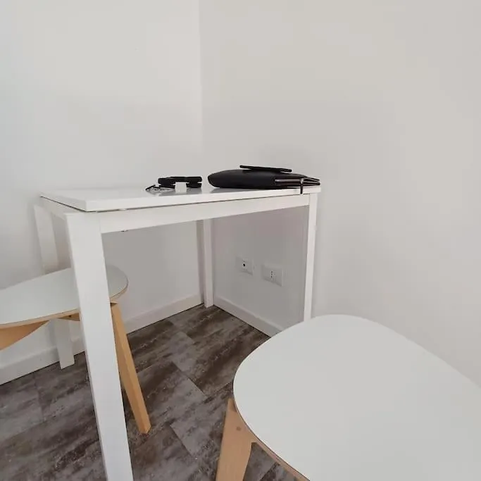 Milano Ieo, Prada, Universita Bocconi, Duomo, Assago Forum Appartement Milan